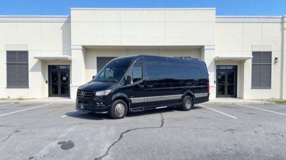 15 passenger sprinter van albuquerque