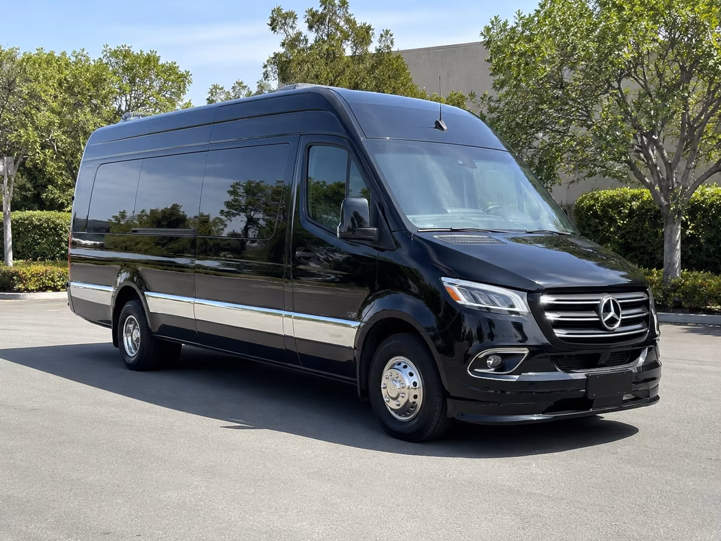 find the perfect transportation for your next wedding 5